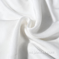 Tela de algodón con tejido de raso incrustado de rayón blanco